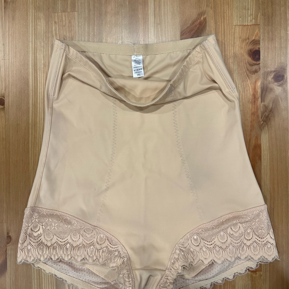 Women's Lace Trim High-Waisted Shapewear